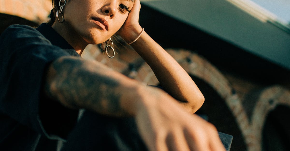 Mastering Feather Stroke Techniques for Microblading Success